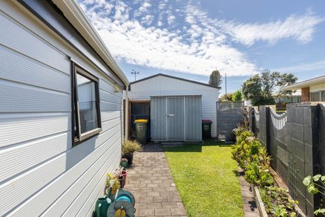Photo of property in 3 Ngarue Place, Waitara, 4320