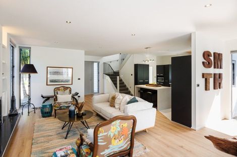 Photo of property in 23 Montgomery Terrace, Hokowhitu, Palmerston North, 4410