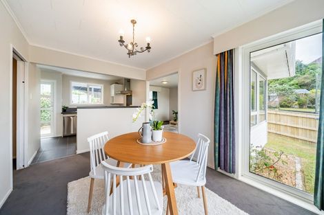 Photo of property in 10 Christchurch Crescent, Kelson, Lower Hutt, 5010