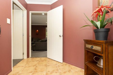 Photo of property in 16 Grasmere Court, Huntington, Hamilton, 3210