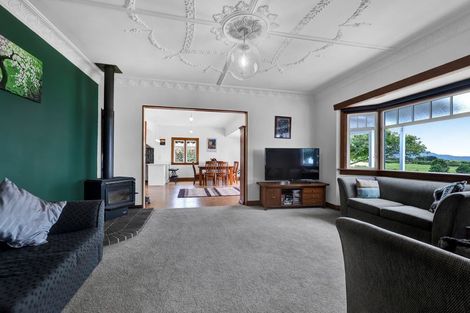 Photo of property in 1444 Carrington Road, Hurworth, New Plymouth, 4371