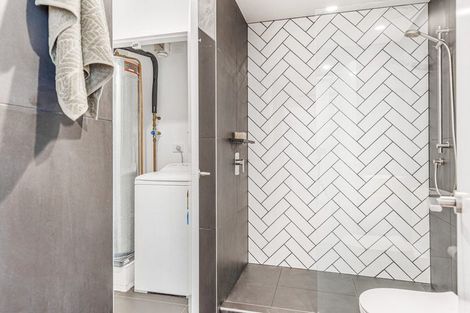 Photo of property in 7/165 Hobsonville Point Road, Hobsonville, Auckland, 0616