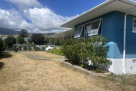 Photo of property in 8 Lemari Avenue, Stoke, Nelson, 7011