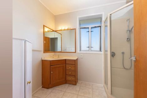 Photo of property in 15 Pasteur Place, New Windsor, Auckland, 0600