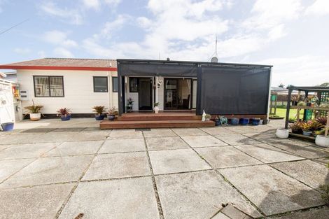 Photo of property in 5 Parfitt Place, Ngatea, 3503