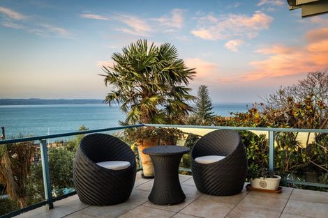 Photo of property in 157 Thompson Road, Bluff Hill, Napier, 4110