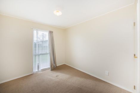 Photo of property in 15 Leander Place, Milson, Palmerston North, 4414