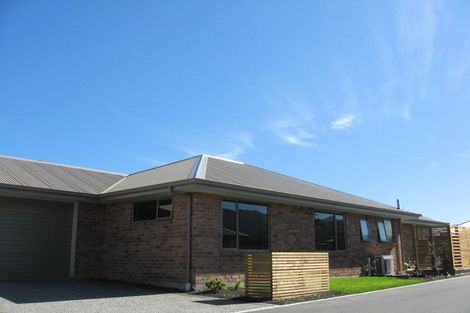 Photo of property in 2 Kebal Place, Stoke, Nelson, 7011