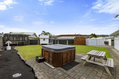 Photo of property in 15 Bonnie Glen Crescent, Ebdentown, Upper Hutt, 5018