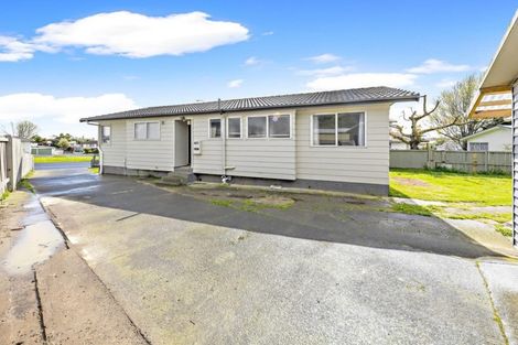 Photo of property in 342 Roscommon Road, Clendon Park, Auckland, 2103