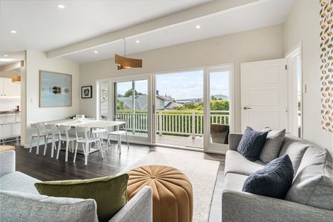 Photo of property in 195 Hurstmere Road, Takapuna, Auckland, 0622