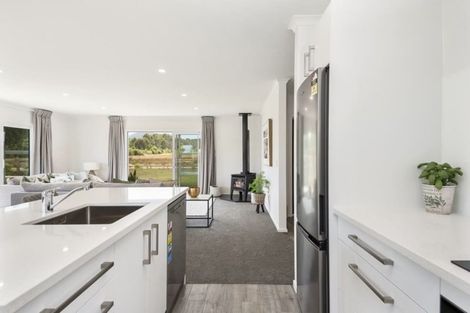 Photo of property in 13 Kahikatea Drive, Kinloch, Taupo, 3377