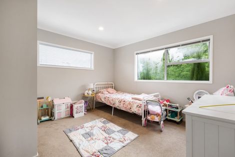 Photo of property in 82a Kirton Drive, Riverstone Terraces, Upper Hutt, 5018