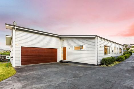 Photo of property in 21 Tasman Close, Aotea, Porirua, 5024