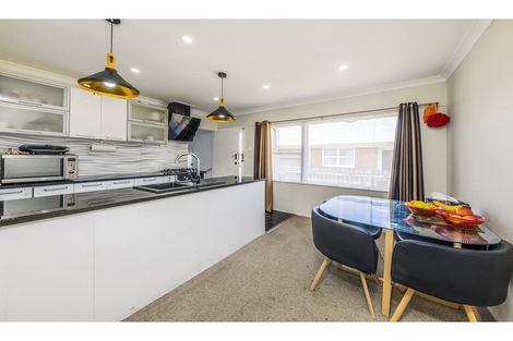 Photo of property in 2/36 Alexander Avenue, Papatoetoe, Auckland, 2025
