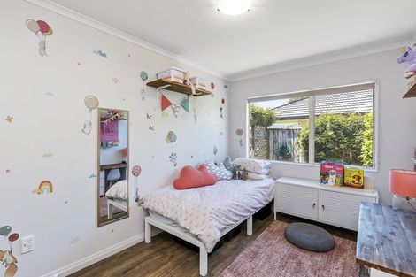 Photo of property in 10 Glen Loch Place, Paraparaumu, 5032