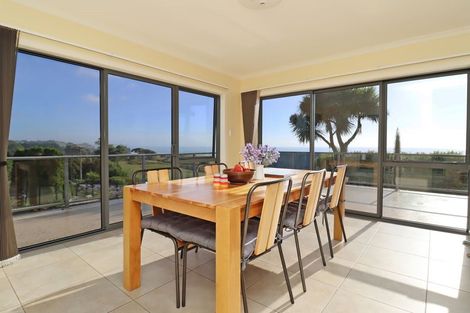 Photo of property in 11 Oakham Street, Hampden, 9410