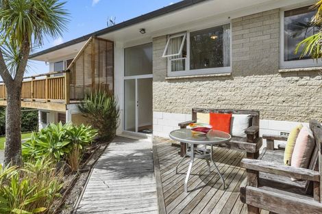 Photo of property in 767 East Coast Road, Northcross, Auckland, 0630