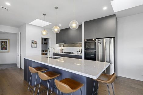 Photo of property in 88 View Road, Houghton Bay, Wellington, 6023