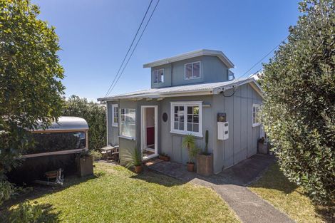Photo of property in 6 Wattle Road, Oneroa, Waiheke Island, 1081