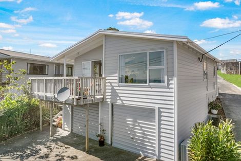 Photo of property in 26a Scott Road, Stanmore Bay, Whangaparaoa, 0932