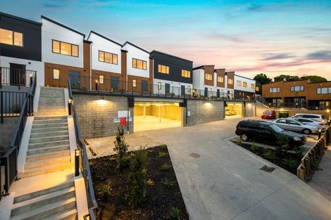 Photo of property in Rf202b, 29/18 Hewlett Road, Massey, Auckland, 0614