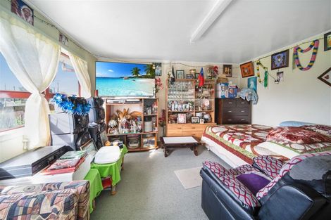 Photo of property in 54 Awatere Street, Clover Park, Auckland, 2023