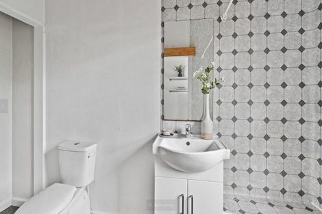 Photo of property in 15 Taramea Place, Addington, Christchurch, 8024