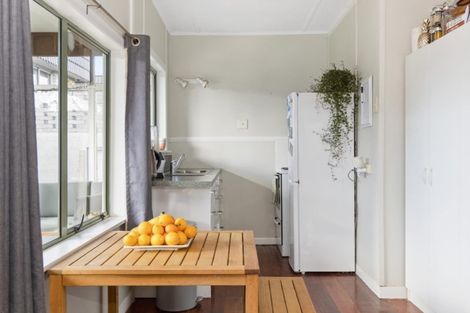 Photo of property in 1226b Papamoa Beach Road, Papamoa Beach, Papamoa, 3118