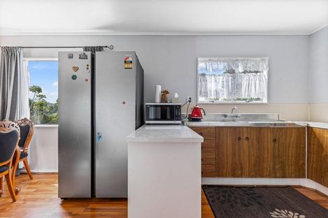 Photo of property in 2/4 Kahikatea Place, Ranui, Auckland, 0612