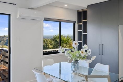 Photo of property in 126 Dyers Pass Road, Cashmere, Christchurch, 8022