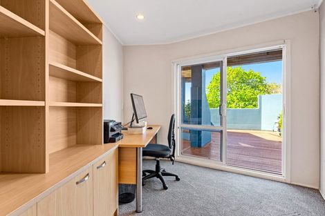 Photo of property in 7 Elizabeth Place, Mairangi Bay, Auckland, 0630