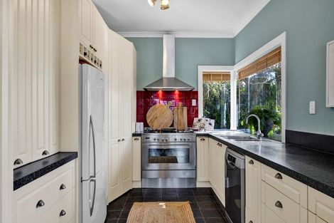 Photo of property in 44 Upjohn Street, Brooklands, New Plymouth, 4310