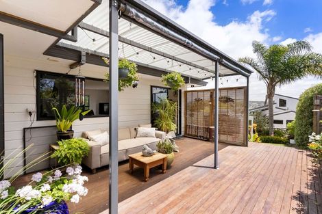 Photo of property in 30 Gerontius Lane, Snells Beach, 0920