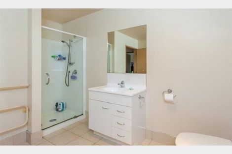 Photo of property in 6 Virginia Street, Henderson, Auckland, 0612