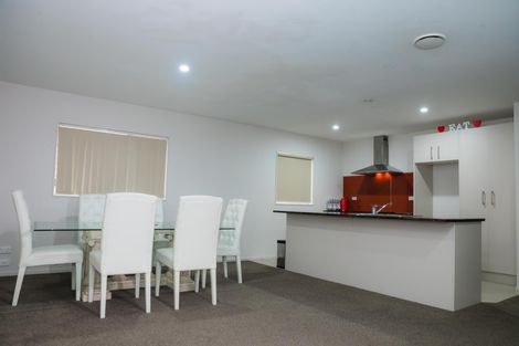Photo of property in 30 Popokatea Drive, Takanini, 2112