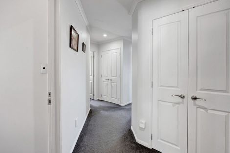 Photo of property in 90 Ridgewood Drive, Ridgewood, New Plymouth, 4371