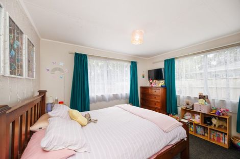 Photo of property in 5 Haast Place, Awapuni, Palmerston North, 4412
