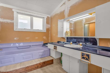 Photo of property in 14 David Mason Avenue, Tairua, 3508