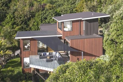 Photo of property in 11b Duncansby Road, Stanmore Bay, Whangaparaoa, 0932