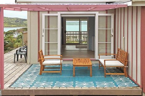 Photo of property in 12 Wainamu Road, Raglan, 3297