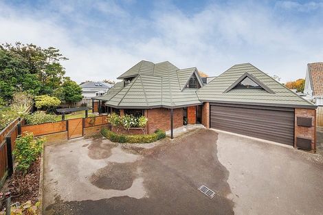 Photo of property in 15 Phoenix Avenue, Hokowhitu, Palmerston North, 4410