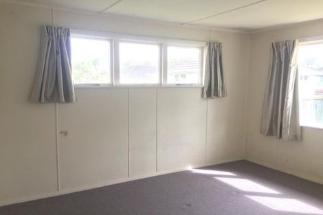 Photo of property in 10/24 Pomaria Road, Henderson, Auckland, 0610