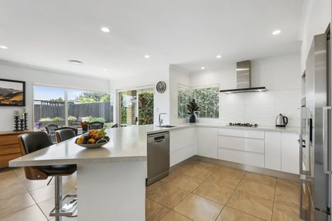 Photo of property in 15 Keppoch Court, Dannemora, Auckland, 2016