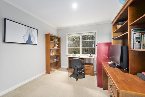 Photo of property in 14 Pittville Place, Henderson, Auckland, 0612