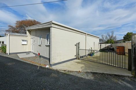 Photo of property in 2/571 Fergusson Drive, Trentham, Upper Hutt, 5018