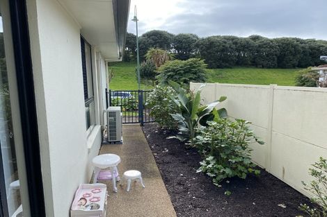 Photo of property in 90 Pinecrest Drive, Gulf Harbour, Whangaparaoa, 0930