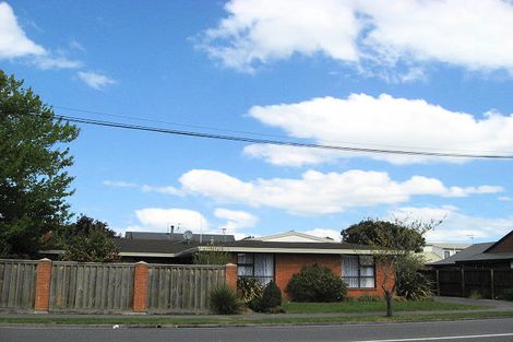 Photo of property in 132 Grahams Road, Burnside, Christchurch, 8053