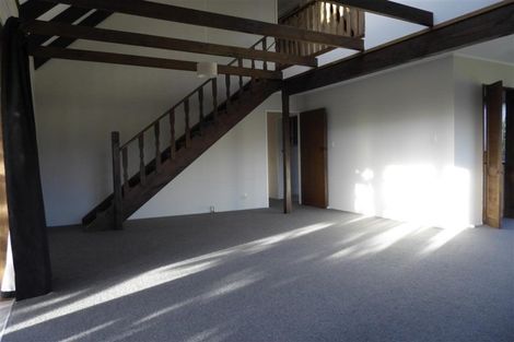 Photo of property in 8 Sunbrae Drive, Silverstream, Upper Hutt, 5019