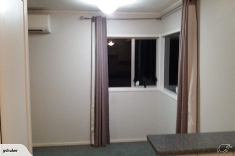 Photo of property in 1/18 Woodlands Crescent, Browns Bay, Auckland, 0630
